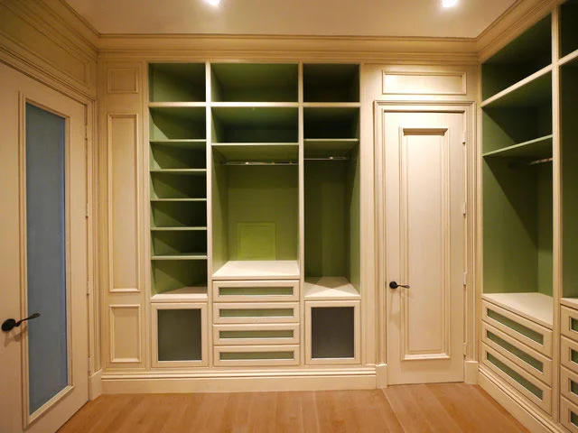 Open Almira & Closet