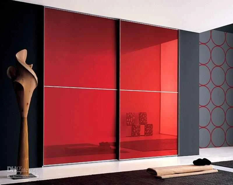 Black & Red Closet