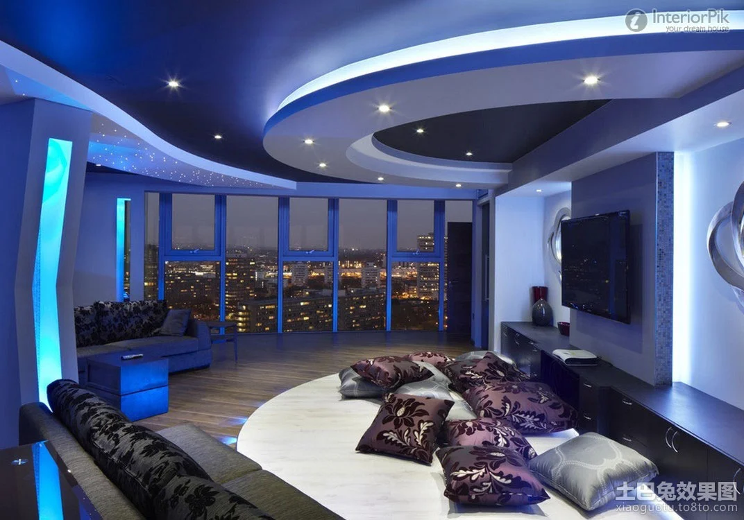 Vibrant Ceilling Decoration